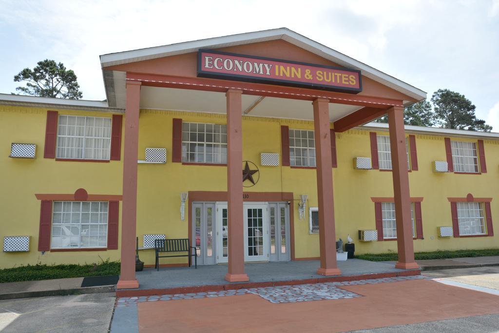 Scottish Inn And Suites Tomball Exterior photo